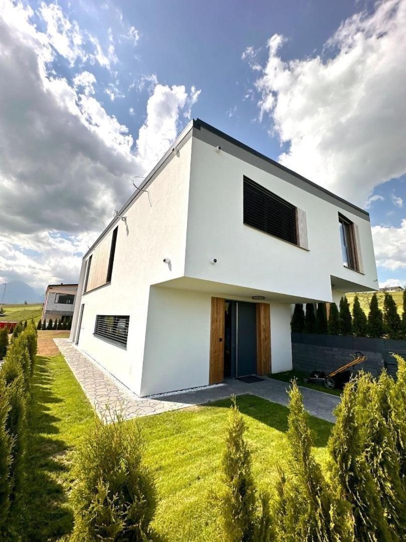 Luxury Apartments Maly Slavkov Exterior foto